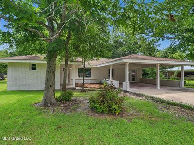 273 Holcomb Blvd