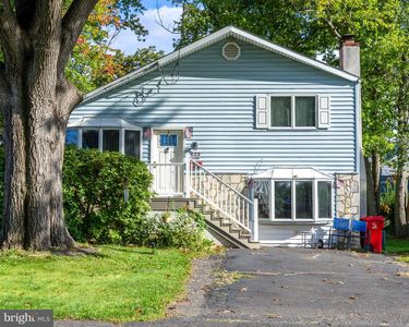 Property at 423 Sunnemeade Ave, Warminster, PA