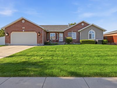 3215 W Cameron Ct