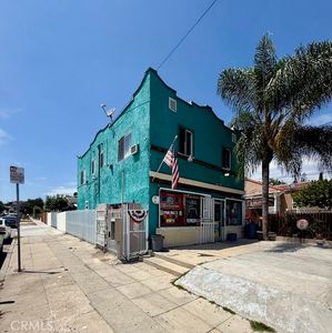 801 N Marianna Ave