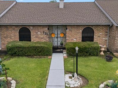 550 Yorktown Ln
