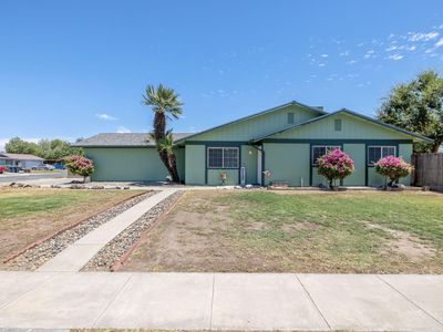 1301 E Aspen Avenue