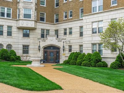 625 S Skinker Blvd APT 701