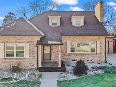 1205 Douglas Ave