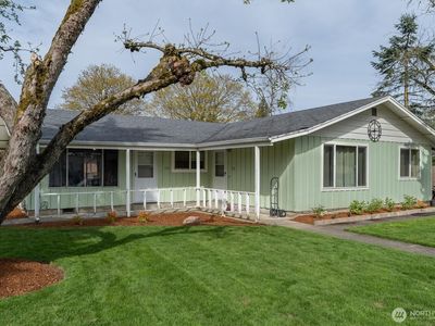 128 Robbins Street