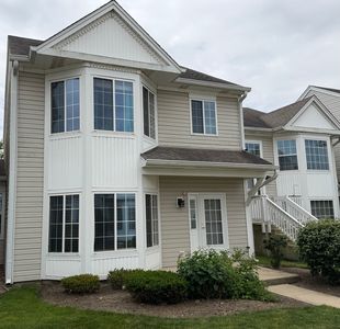 717 Hidden Creek Ln