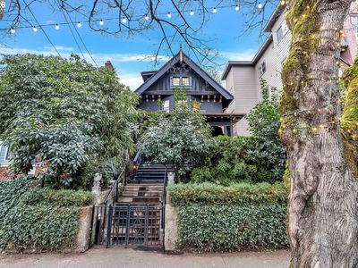 224 NW 20th Ave