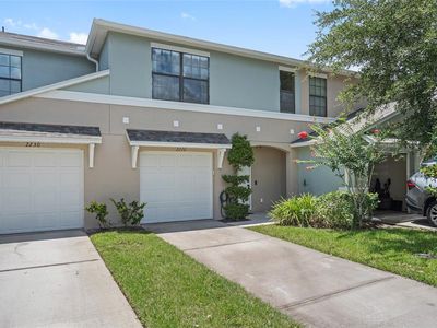 2220 Windsor Lake Cir