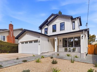 440 Hobart Ave