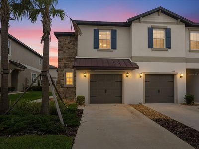 10317 TRUMPET HONEYSUCKLE WAY