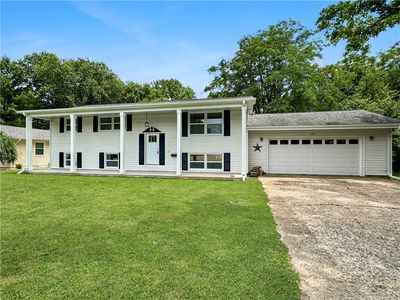 2301 Cortland Dr