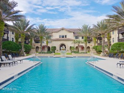 955 REGISTRY Boulevard #216
