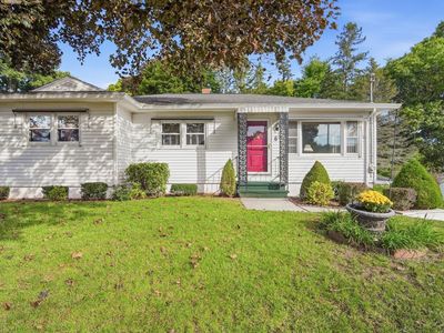 6 Sasur St