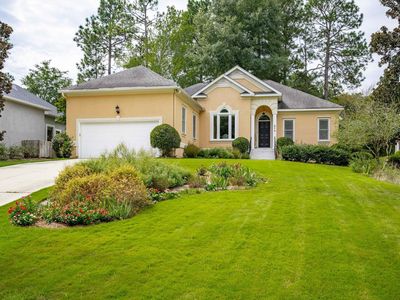 217 Hackberry Ln