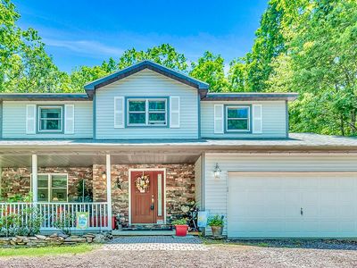 215 Snow Valley Dr