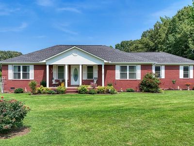 880 Taylor Cemetery Rd