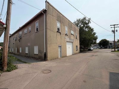 3 Graham St