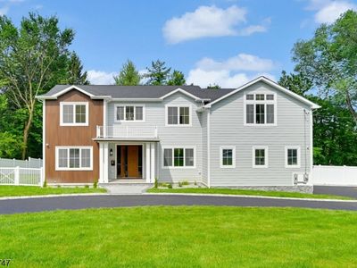 15 Orchard Ln