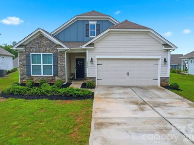 4374 Riverton Loop