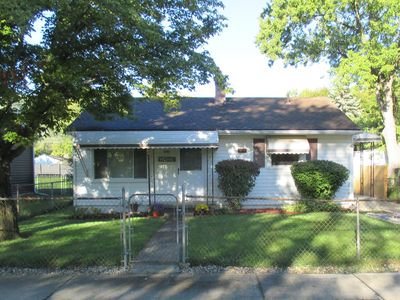 2050 Moeller Ave