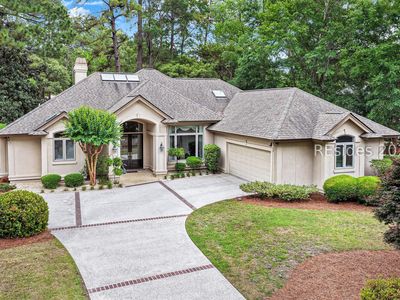 9 Clearwater Ln