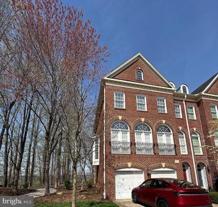 47772 Scotsborough Sq