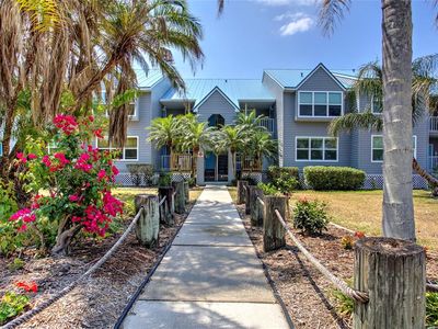 4410 Warren Ave APT 104