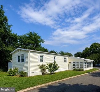 31 Westwood Dr W