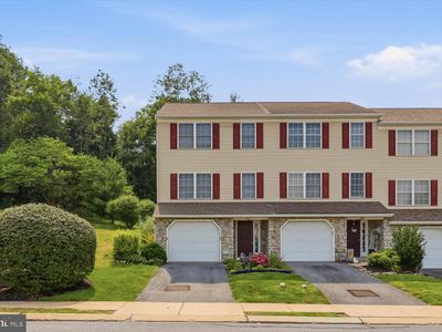 110 Acorn Ln