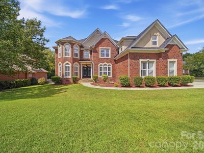 200 Thompson Ct