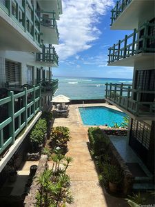 2957 Kalakaua Ave APT 211