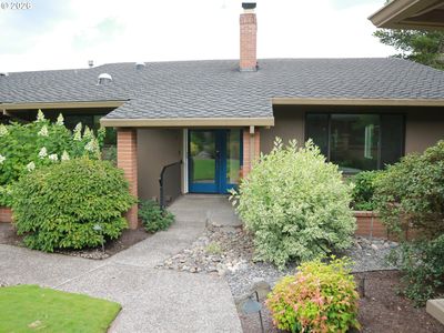 Property at 1 Condolea Dr, Lake Oswego, OR