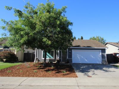 1925 Dorris Court