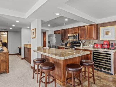 1855 Ski Time Square Dr #305A