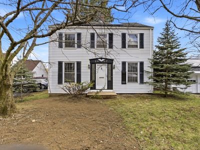 1067 Main St