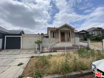 Property at 5220 Raphael St, Los Angeles, CA