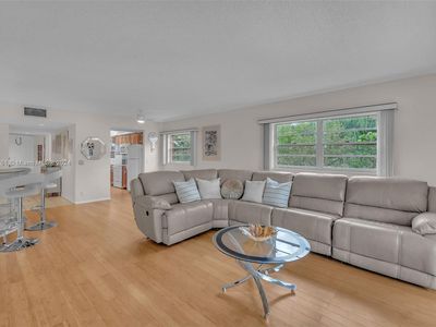 1000 SW 125th Ave APT 301N