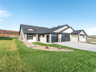 1918 Prairie Hawk Dr