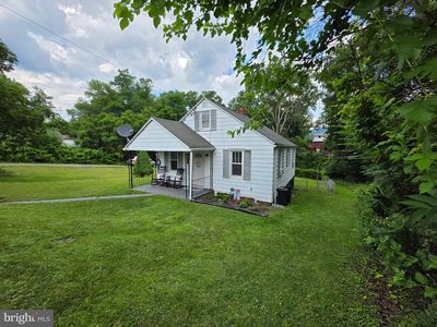 130 Mullen St