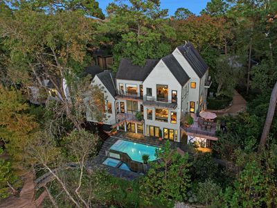 2003 Arrowwood Cir N