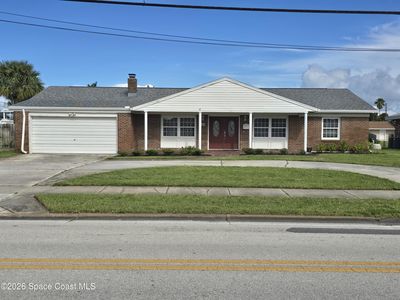 1660 N Banana River Dr