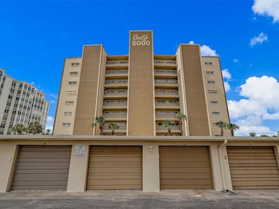 5000 Gulf Blvd APT 304