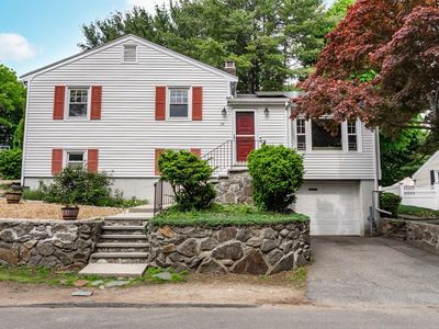 34 Dona Rd