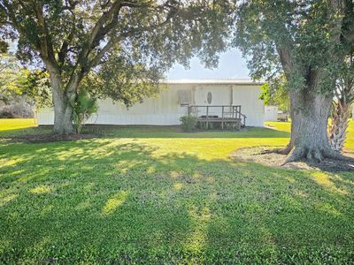 1051 Bay Dr
