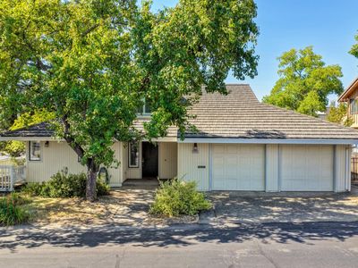 14891 Lago Dr