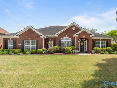 3107 Mossy Rock Rd SE