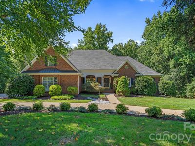 675 Heather Dr