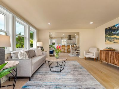 679 Kihapai St APT D