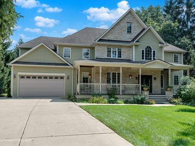 22W155 2nd St