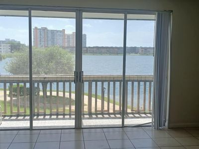 1591 NE Miami Gardens Dr APT 205